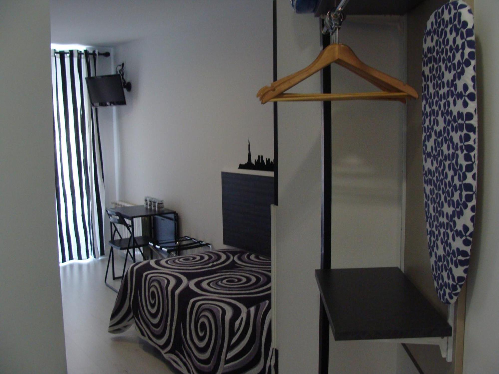 Hostal Jq Madrid 1 Exteriér fotografie